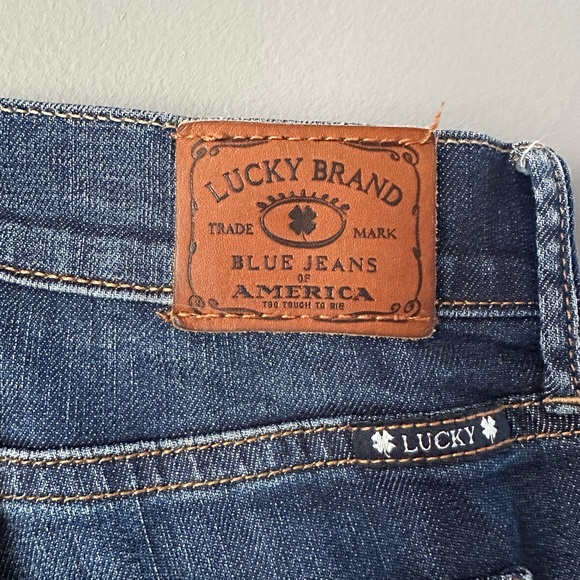 Lucky Brand Straight Leg Jeans - Picture 5 of 5